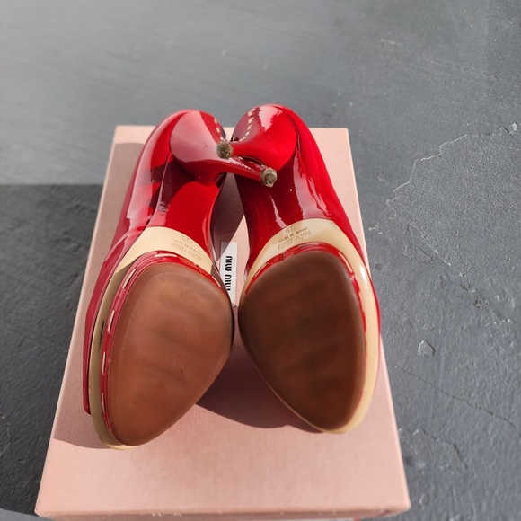 Miu Miu Red Patent Leather Open Toe Pumps Heels 👠 - Picture 6 of 10